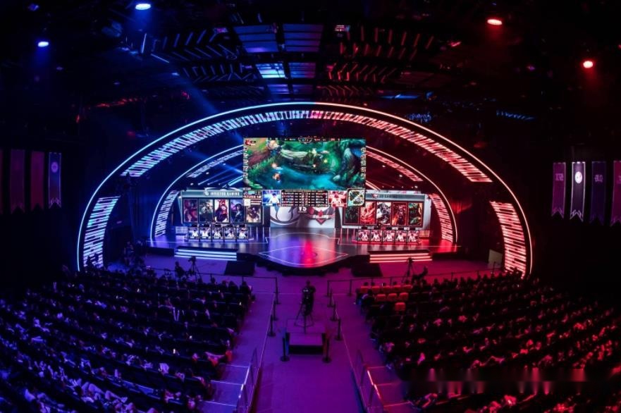 赛季初缺席 赛季初缺席