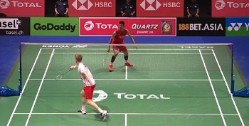 白银围绕他 白银围绕他